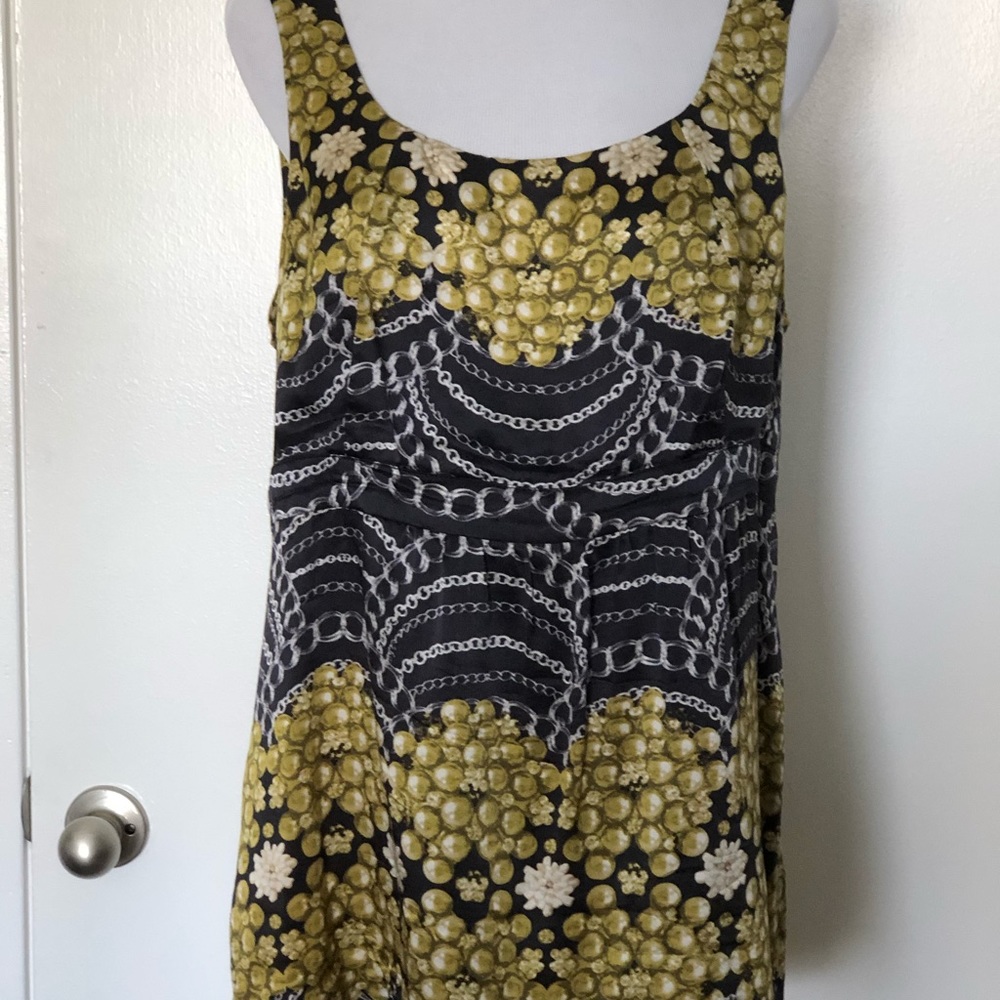 CABI Navy/Green Long Sleeveless Blouse